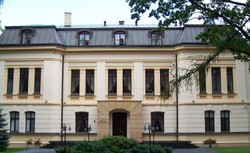 Krajowa Rada Sądownictwa krytycznie o nowej ustawie PiS w sprawie TK. "Obniża jego rangę i znaczenie społeczne"