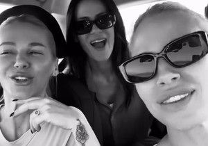 Nataša i Kristina Bekvalac, Tanja Mrkić