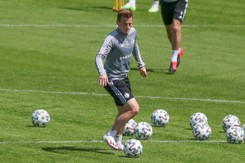 17-latek ma zadebiutować w składzie Legii w meczu z Lechią