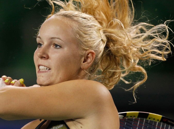 29 września 2010: Caroline Wozniacki walczy z Rosjanką Anastazją Pawluczenkową w turnieju Pan Pacific Open w Tokio