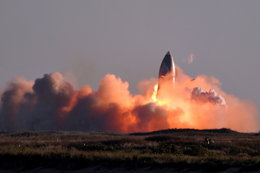Prototyp rakiety SpaceX wybuchł po zakończeniu lądowania