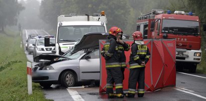 Tragiczny wypadek w Zagórzu. Nie żyją 3 osoby