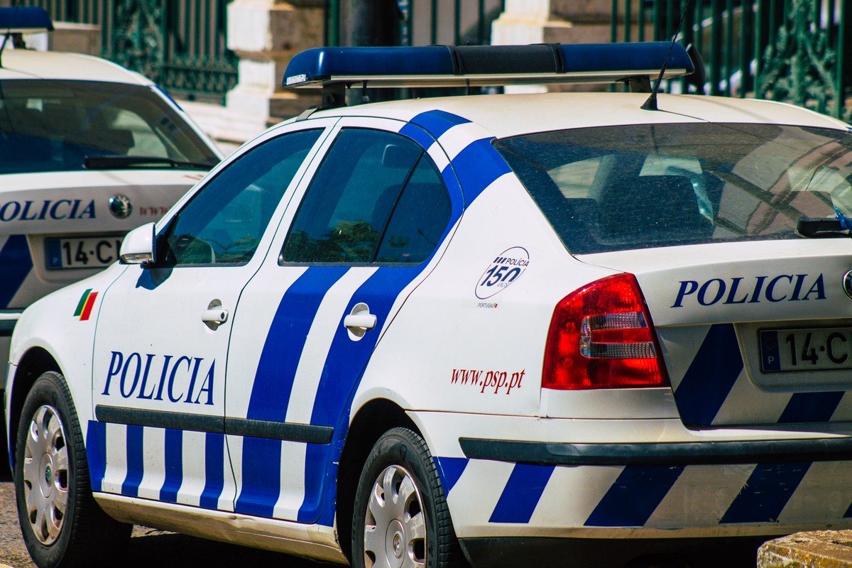 Znęcali się nad zatrzymanymi i jeszcze to nagrywali. 24 policjantów zatrzymanych