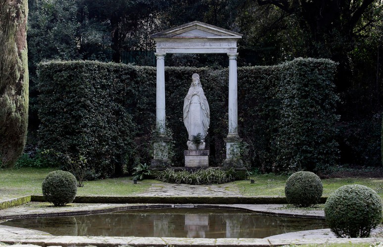 Watykan otwiera dla turystów ogrody papieskiej rezydencji Castel Gandolfo