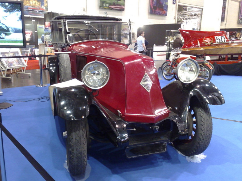 Techno-Classica Essen – oldtimery na salonie