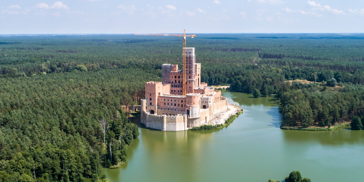 Jest decyzja sądu administracyjnego ws. budowy zamku w Stobnicy.