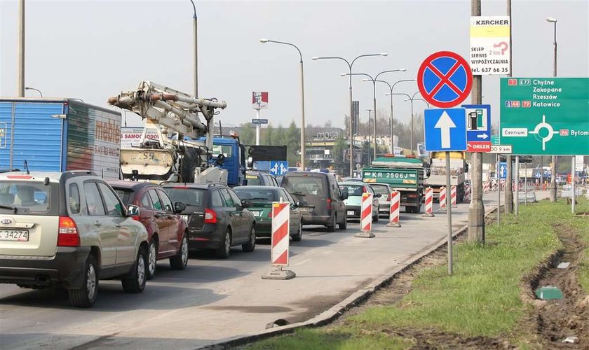 Tak ominiesz korki na rondzie