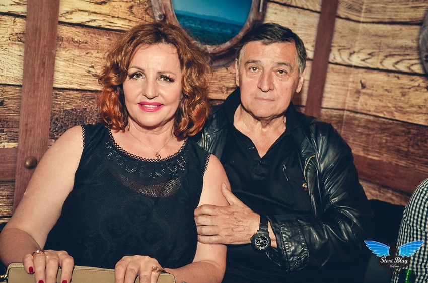 Svuda zajedeno: Mrka ide na sve Anine koncerte