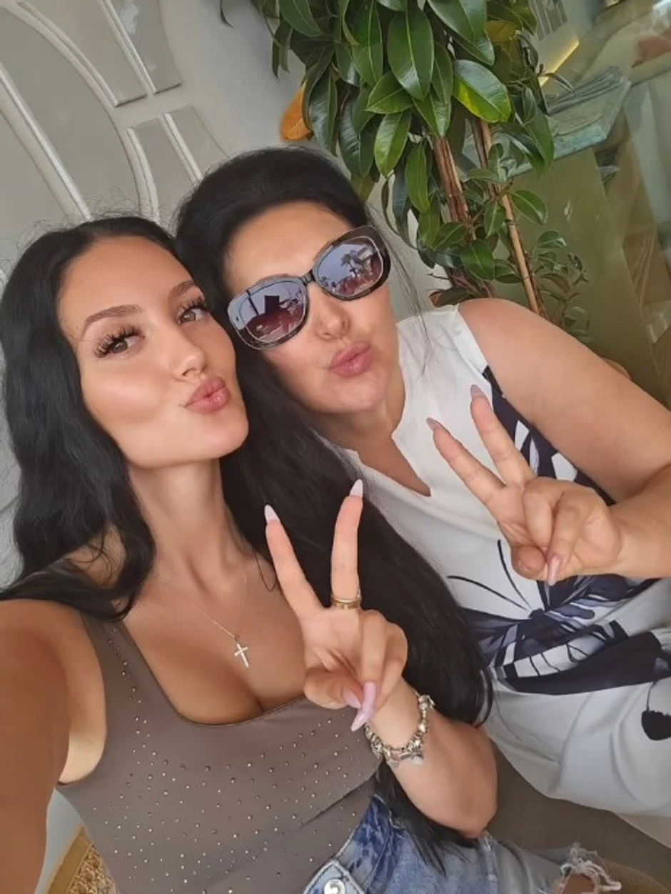 Dragana Mirković, objava