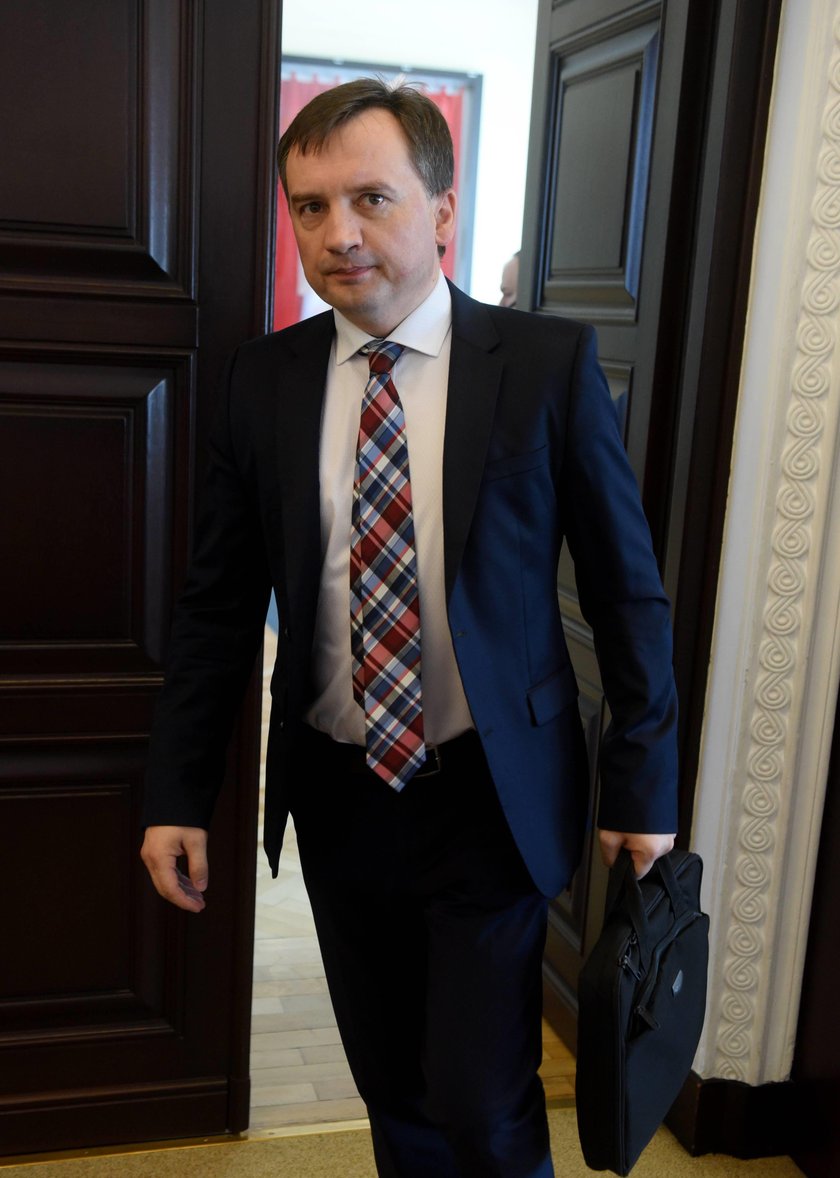 Ginekolog robił to kobietom. Minister interweniuje