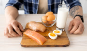 Ile białka na kilogram powinno się spożywać? Dietetyczka tłumaczy