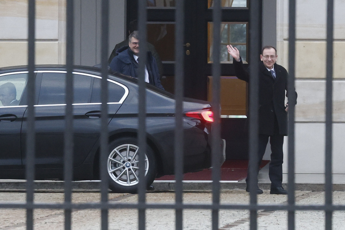 Prokuratura umarza śledztwo w sprawie wejścia służb do Pałacu Prezydenckiego. 