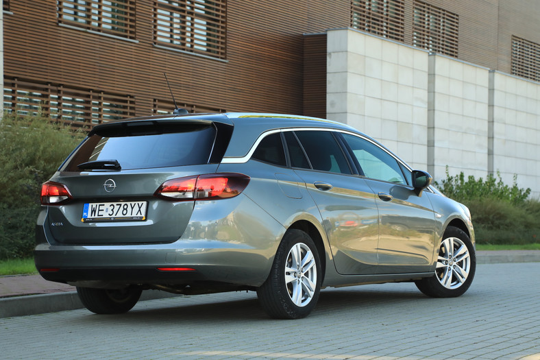 Opel Astra 1.5 D Tourer – dwie twarze małego diesla