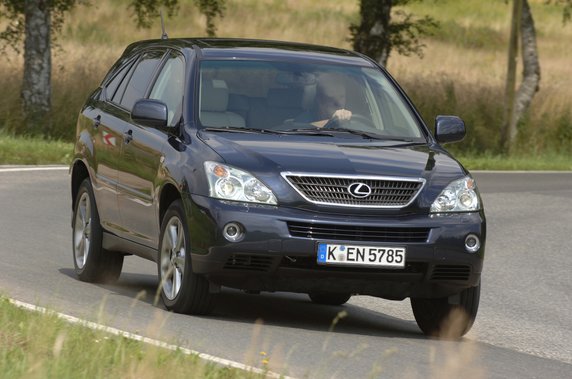 Oszczędne auta używane za 30-50 tys. zł: Lexus RX 400h z 2008 r.