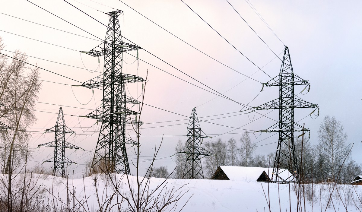 Sieci energetyczne pod presją klimatu. Automatyzacja i innowacje mają pomóc