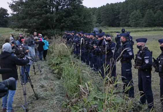 "Nie wpuszczać", "strzelać jak do kaczek". Oblewamy egzamin solidarności z migrantami