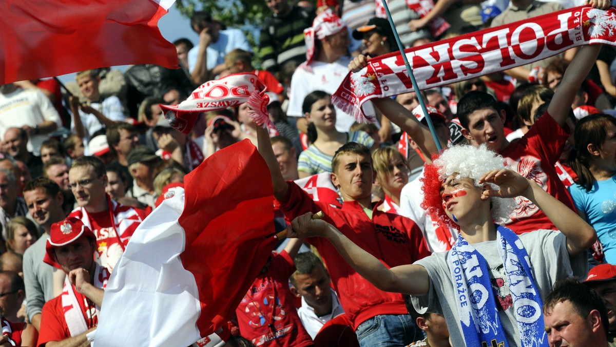 Prezes Józef Dworakowski w czwartek wyznał publicznie, że Unia Leszno zastanawia się nad odsprzedaniem praw do organizacji Grand Prix. Spółka ma ważną umowę do końca 2012 roku.