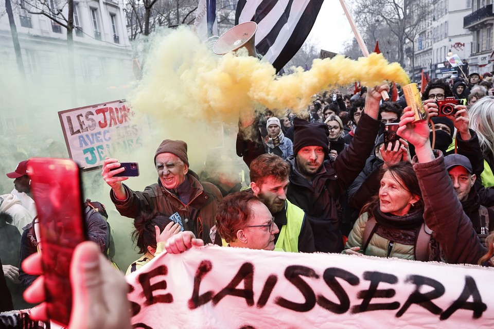 Paryż w ogniu. Starcia z policją