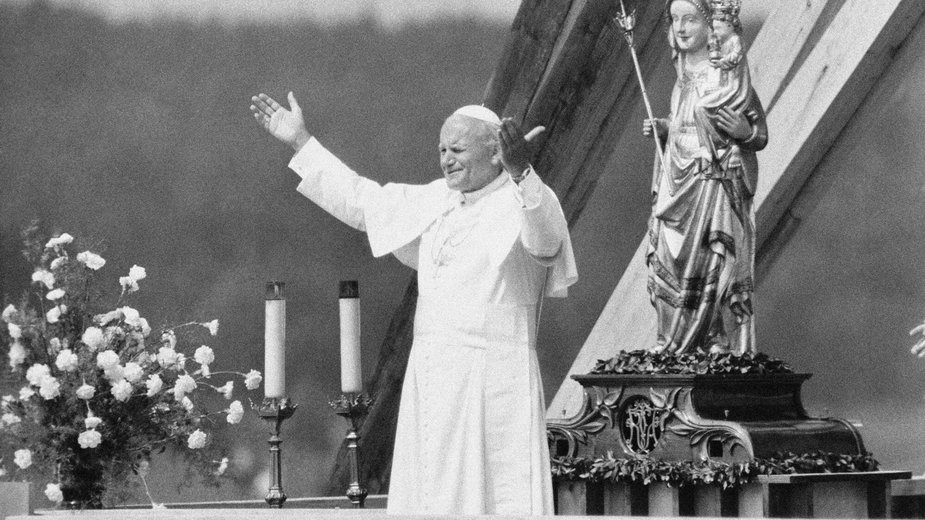 Papież Jan Paweł II podczas mszy św. w Nowym Targu, 1979 r.