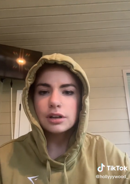 Holly sa o svoj príbeh podelila na sociálnej sieti TikTok. 