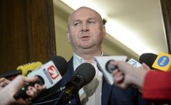 Były szef CBA usłyszał zarzuty. 'Ja i moja rodzina staliśmy się ofiarą odwetu kilku prominentnych dziś polityków'