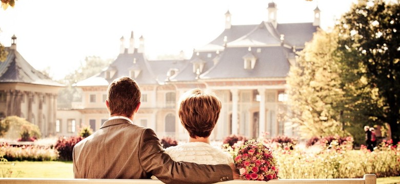 Wirus miłości: biura matrymonialne przeżywają oblężenie!