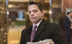 Trump powołał nowego dyrektora ds. informacji. Rzecznik Białego Domu złożył rezygnację