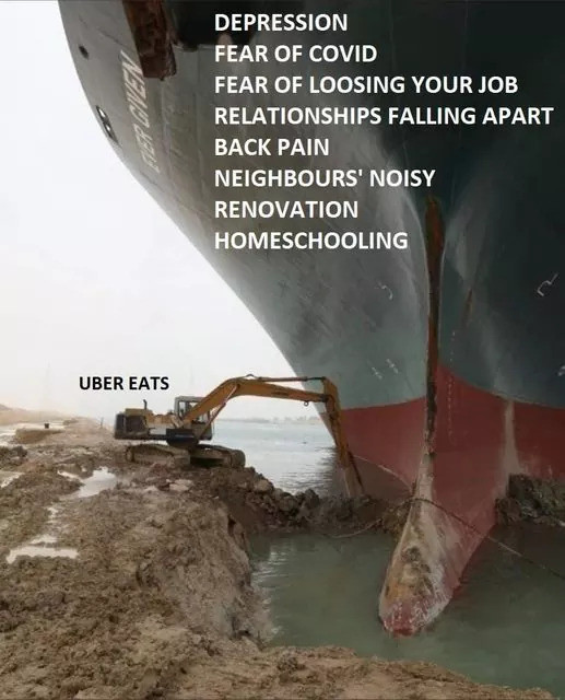 Memy na temat zatoru na Kanale Sueskim