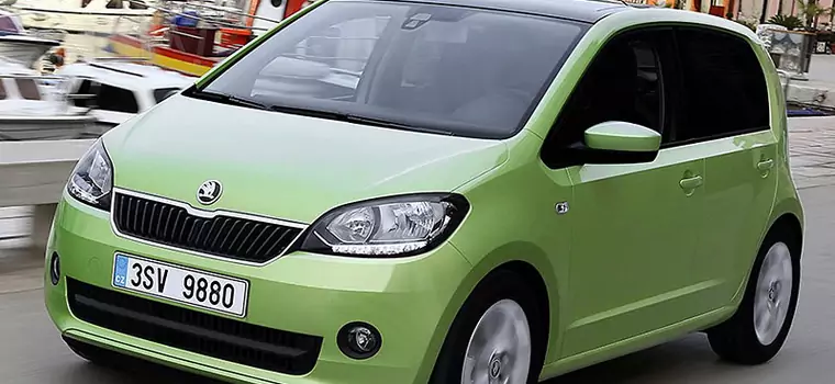 Skoda Citigo z diodami i parasolem