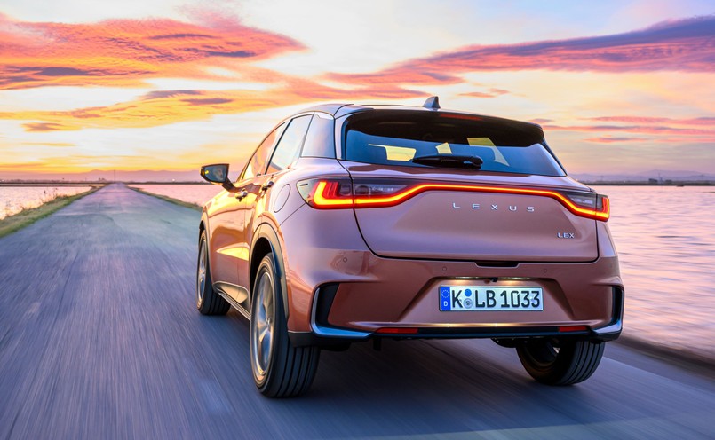 Lexus LBX
