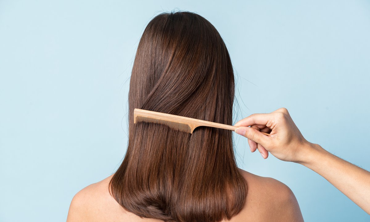 Dwa kosmetyki, które dają gładkość włosów jak od fryzjera