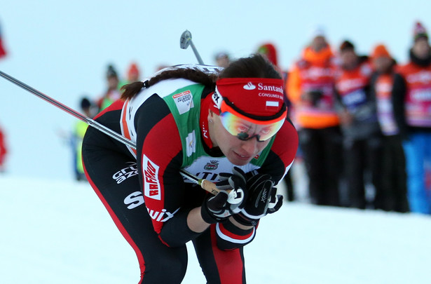 Puchar Świata w biegach narciarskich: Kowalczyk daleko, bardzo daleko. Johaug najszybsza w Kuusamo