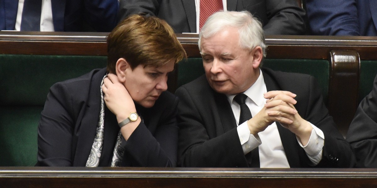 Kaczyński oddaje fotel prezesa? 