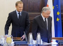 Tusk chce przyćmić szczyt prezydenta