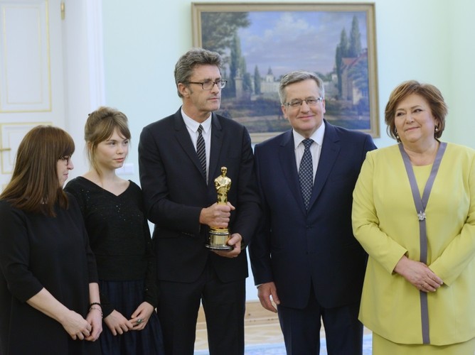 Prezydent Bronisław Komorowski wraz z małżonką Anną spotkali się z twórcami filmu 'Ida'