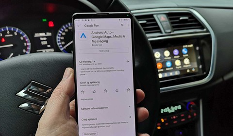 Jak podłączyć telefon w aucie - problemy z Android Auto