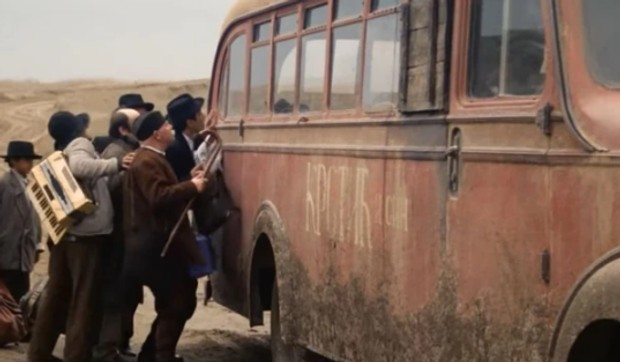 Autobus iz filma "Ko to tamo peva"
