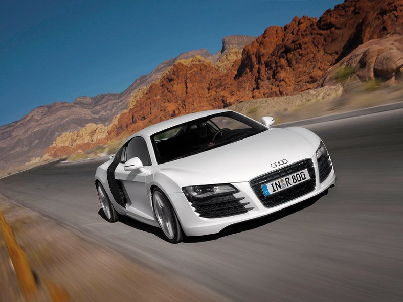 Audi R8 nagrodzone tytułem SportsCar magazynu AutoBild