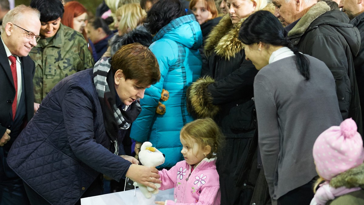 Komisja Łączności z Polakami za Granicą wystąpi na trwającym posiedzeniu Sejmu z inicjatywą ustawodawczą — nowelizacją ustawy o Karcie Polaka. Nowela może sprawić, że przez kilka lat do Polski przyjedzie nawet 100 tys. osób polskiego pochodzenia, co stanowić będzie główny element programu repatriacji Polaków ze Wschodu.