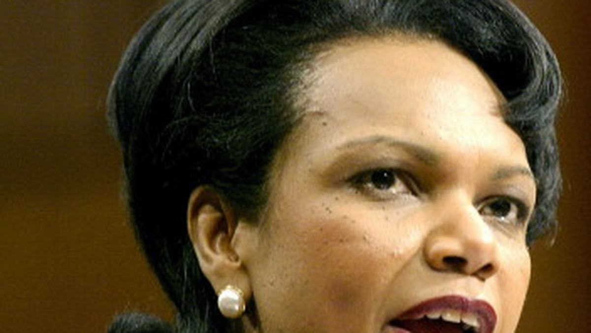 Amerykańska sekretarz stanu Condoleezza Rice jest w drodze do Gruzji. Wiezie ze sobą porozumienie, które ma zakończyć wojnę na Kaukazie. Tymczasem wojska rosyjskie wciąż nie wycofały się z gruzińskich miast.