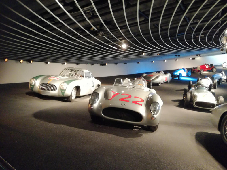 Muzeum Mercedesa w Stuttgarcie