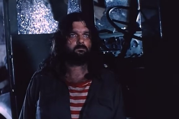 ULOGA VILJUŠKE NIJE PISANA ZA MANDU Isplivala tajna filma "Lepa sela lepo gore" posle 30 godina: Ove dve glumačke legende ODBILE su kultne uloge, razlog će vas naježiti