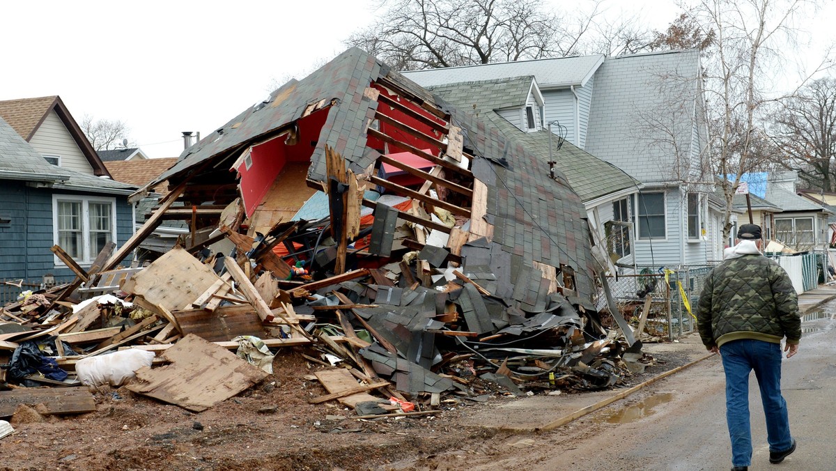 Kontrolowana przez Republikanów Izba Reprezentantów Kongresu USA zaaprobowała we wtorek przeznaczenie 50,7 mld dolarów na pomoc dla ofiar niszczycielskiego huraganu Sandy, który w październiku ub. r. spustoszył Nowy Jork i część północnego wschodu USA.