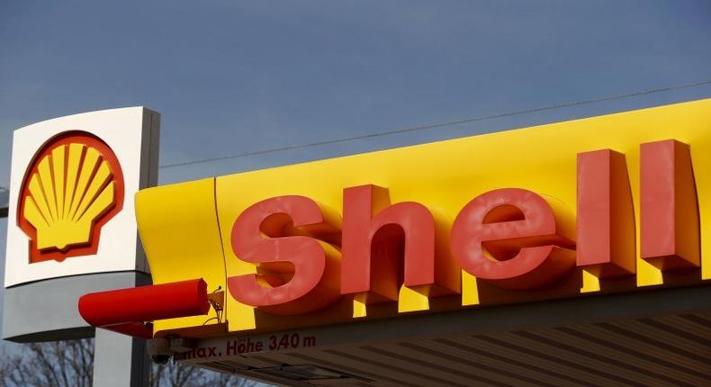 Shell's company logo is pictured at a gas station in Zurich April 8, 2015. 