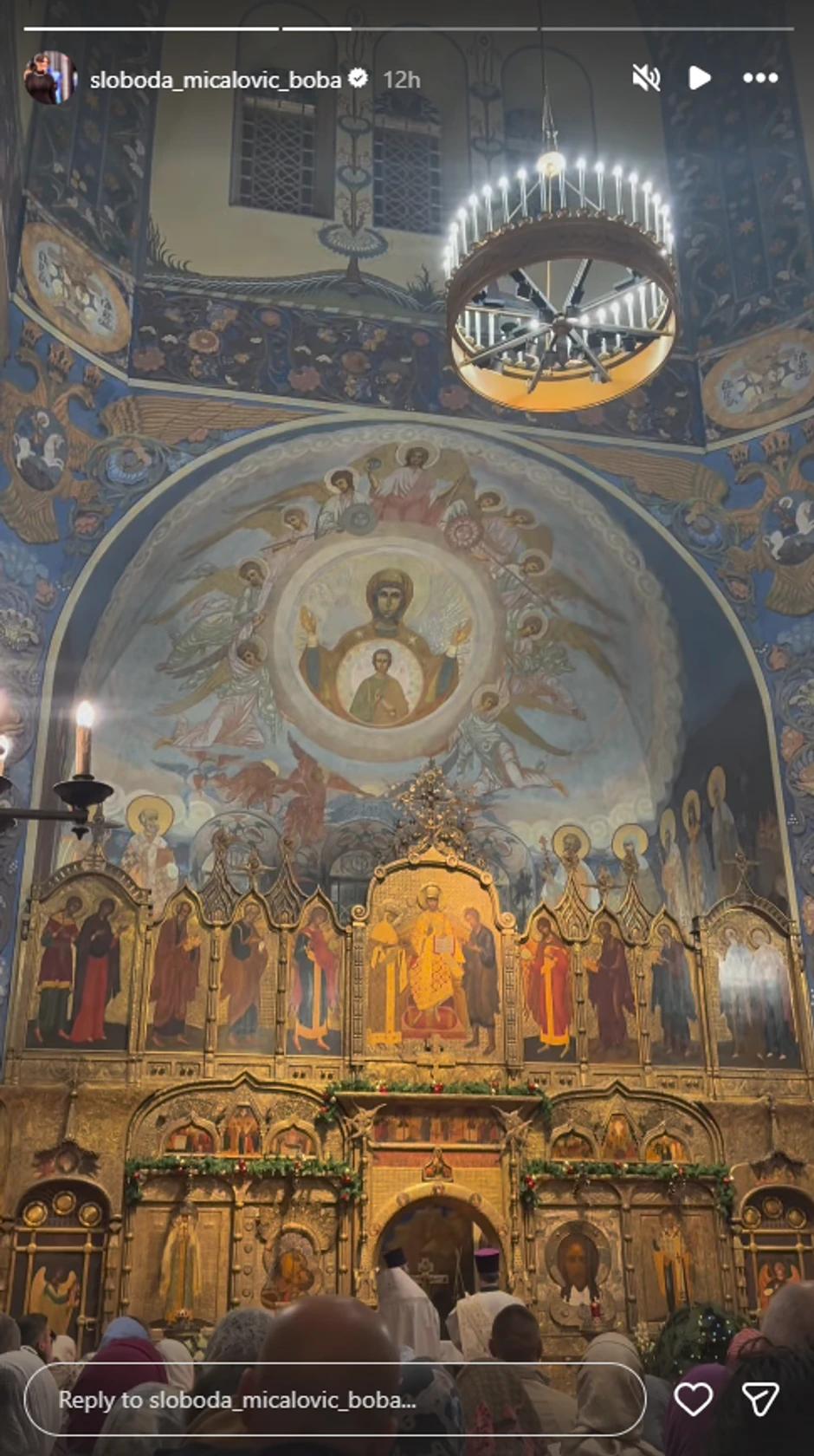Sloboda Mićalović za Božić u crkvi