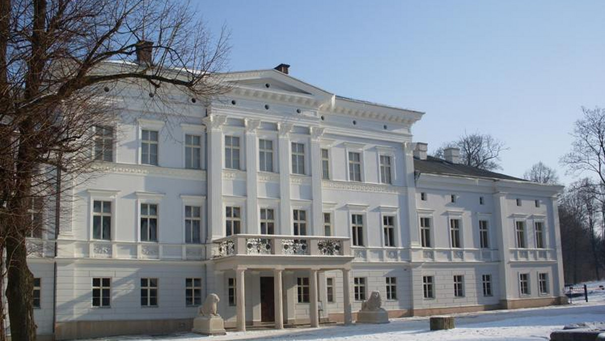 Poszukiwanie nieznanych pomieszczeń to główny cel badań, które w sobotę zostaną przeprowadzone w pałacu Jedlinka w Jedlinie Zdrój (Dolnośląskie).
