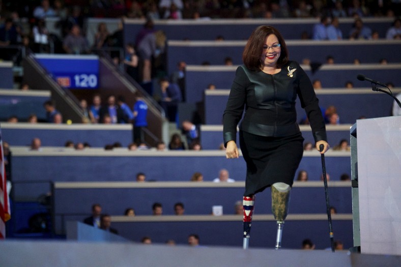 Tammy Duckworth w 2016 r,