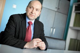 Kierowca, kibol, pedofil. Nieobywatele