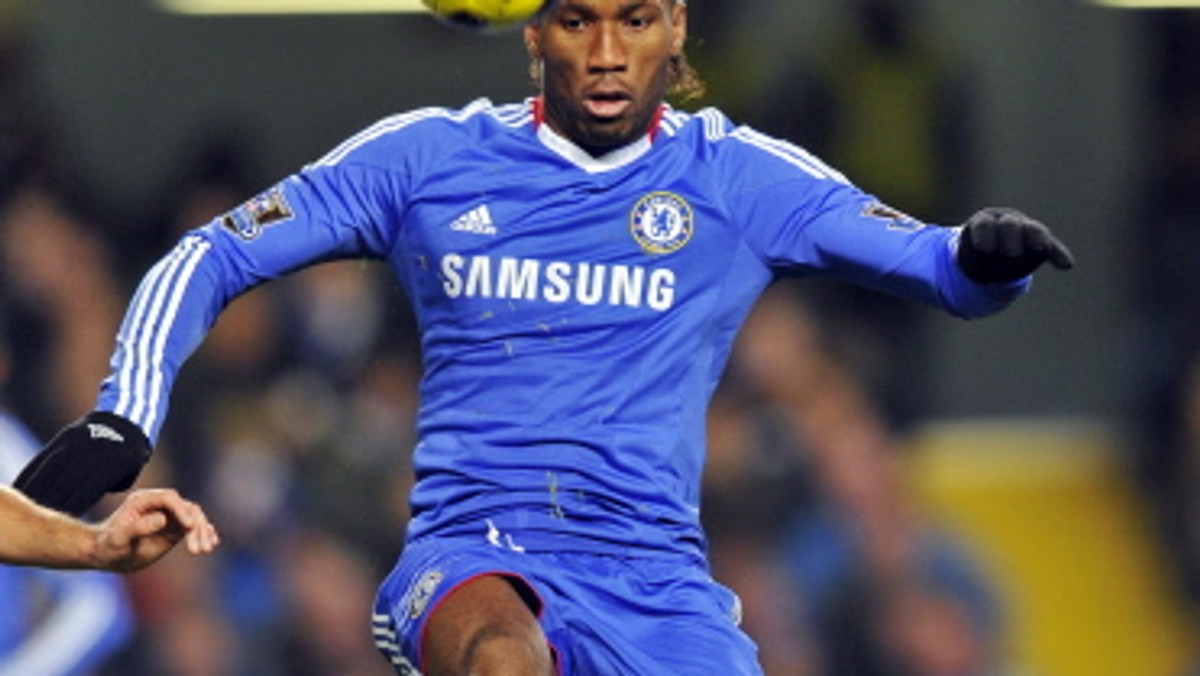 Didier Drogba nie trafi do Anży. Jak donosi "The Times", napastnik Chelsea Londyn odrzucił ofertę rosyjskiego klubu. 33-letniego zawodnika nie skusiły wielkie pieniądze oferowane przez zespół z Machaczkały.