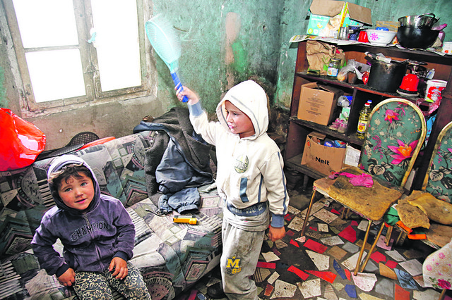 Majka Valentina kaže da im je najveći problem što nemaju struju